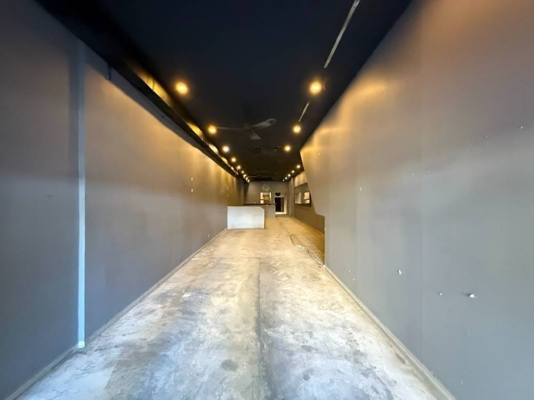 100 sqm Living Size Shophouse K pronájmu in Daun Penh