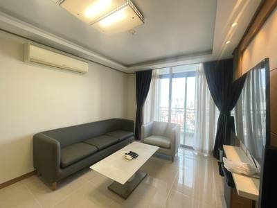 De Castle Royal Condominium | Condo For Rent in BKK 1, Boeng Keng Kang, Phnom Penh