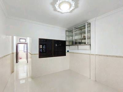 Dom z lokalem handlowym Na wynajem o powierzchni mieszkalnej 156 m² w Boeng Keng Kang