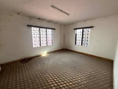 900 sqm Land Size Budova K pronájmu for $5,000