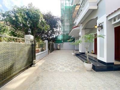 Vila K pronájmu in Chamkarmon $4,500