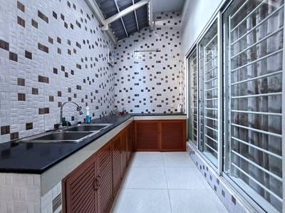 4 Bedrooms Villa For Rent for $1,300