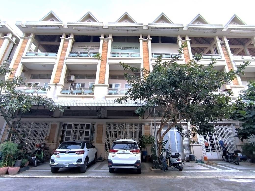 Phnom Penh Thmey Shophouse Na prodej in Phnom Penh Thmey