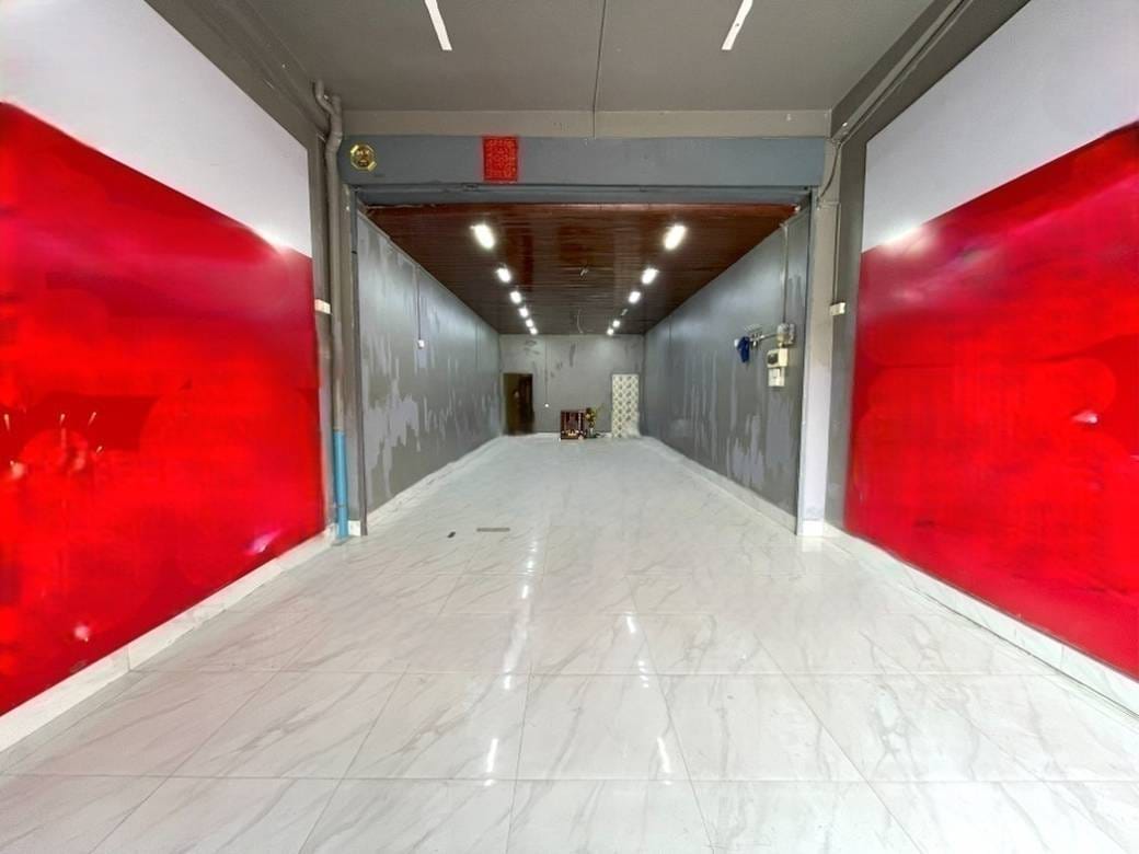 Shophouse For Sale & Rent in 7 Makara $700,000