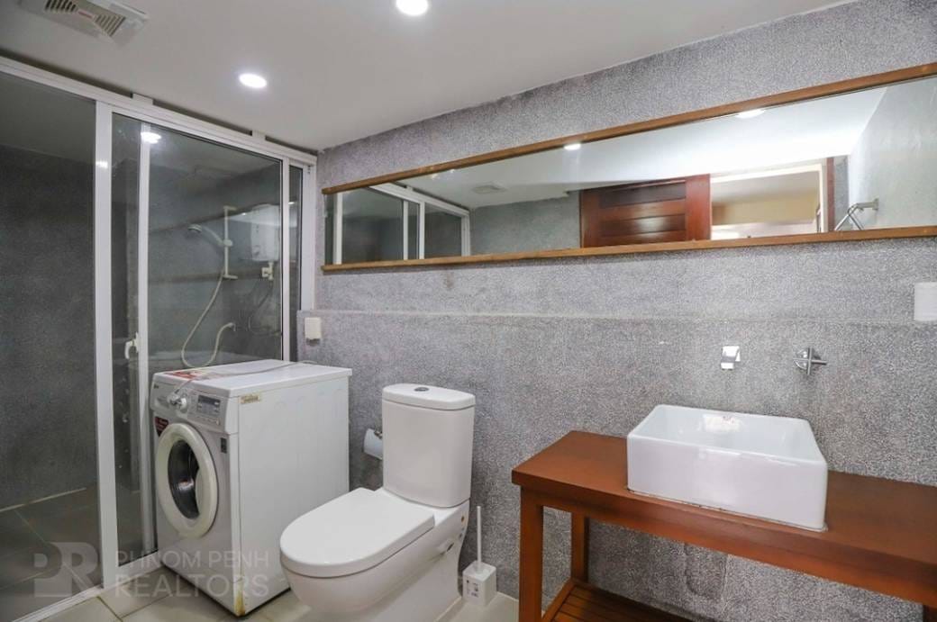 Flat House K pronájmu in Toul Tum Poung 1, Chamkarmon, Phnom Penh