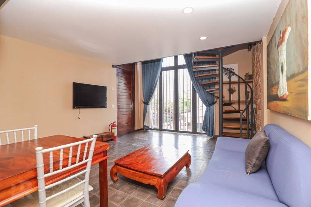 $350 Flat House