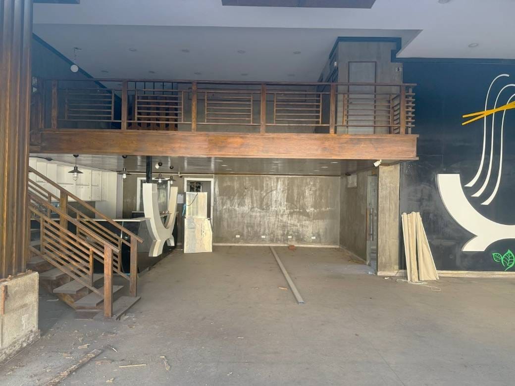 7卧室店屋出租，价格$4,500