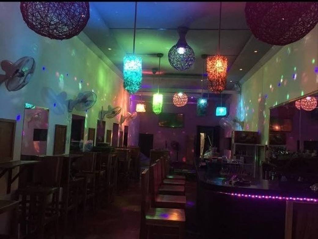 Daun Penh店屋出售，位于Daun Penh