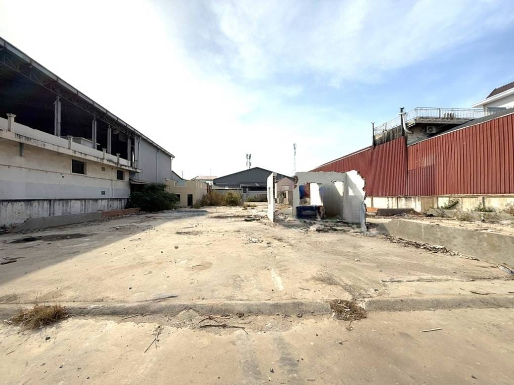 Pozemky K pronájmu in Sen Sok $3,000