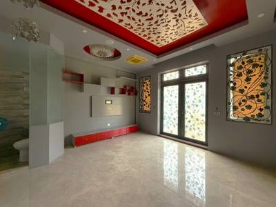 $2,200 Shophouse