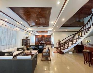 $4,000 Villa