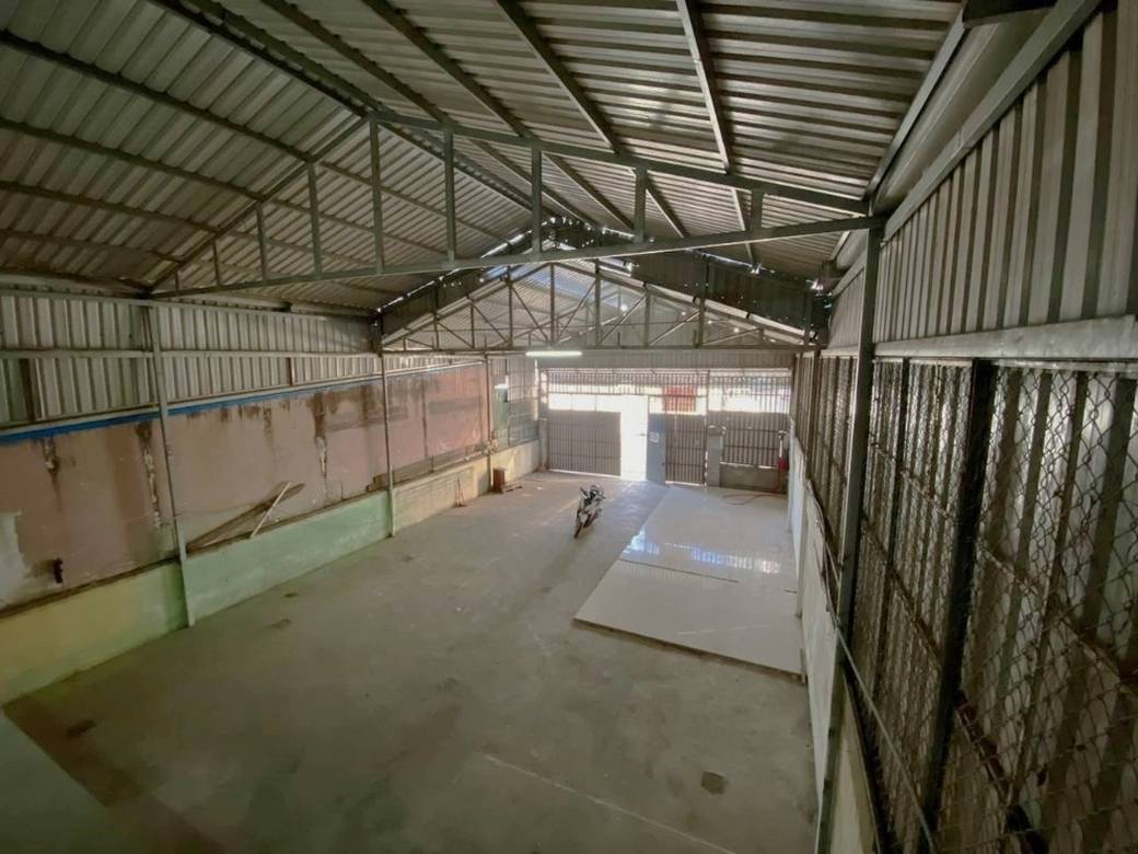 Warehouse For Rent in Chamkarmon $1,400