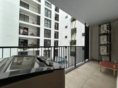 $650 Condo