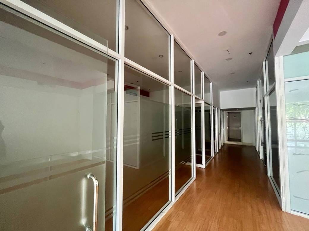 Retail For Rent in Chamkarmon POA