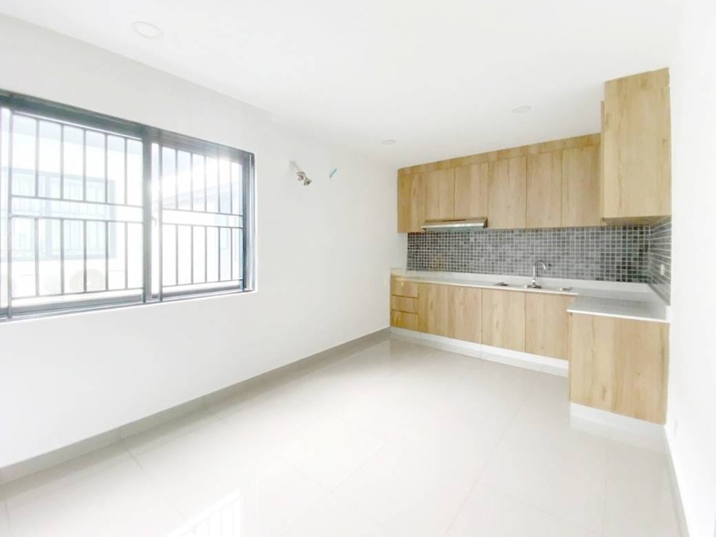 Meanchey店屋出租，价格$1,500
