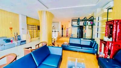 Hôtel For Sale & Rent à Daun Penh $3,800,000