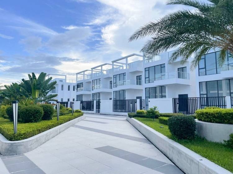 Twin Villa for Sale I Morgan Park Villa 