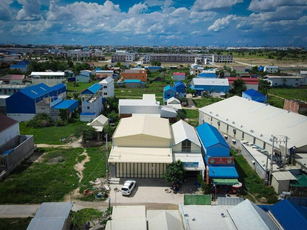 312 sqm Land Size Sklad K pronájmu