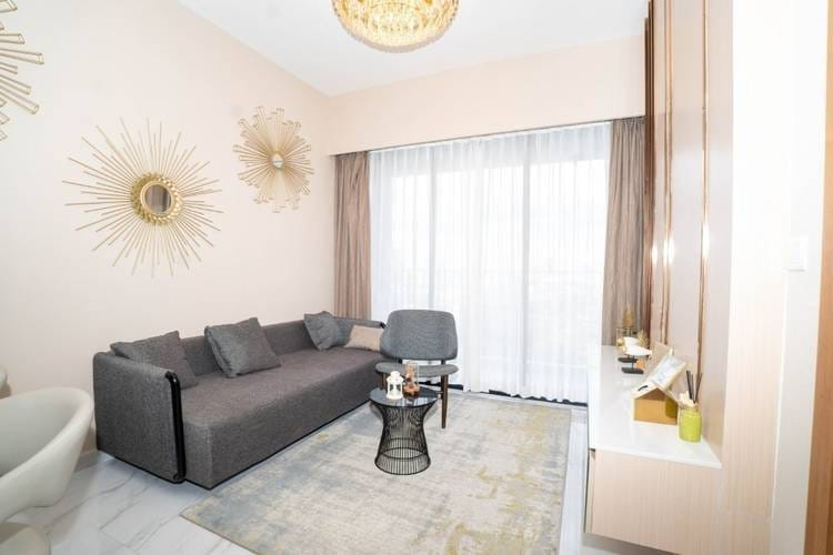 Royal Platinum Condominium | One Bedroom