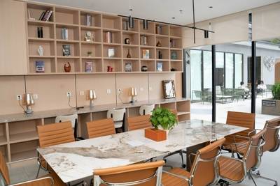 Royal Platinum Condominium | Кондоминиум Для Продажи in Toul Kork $173,000