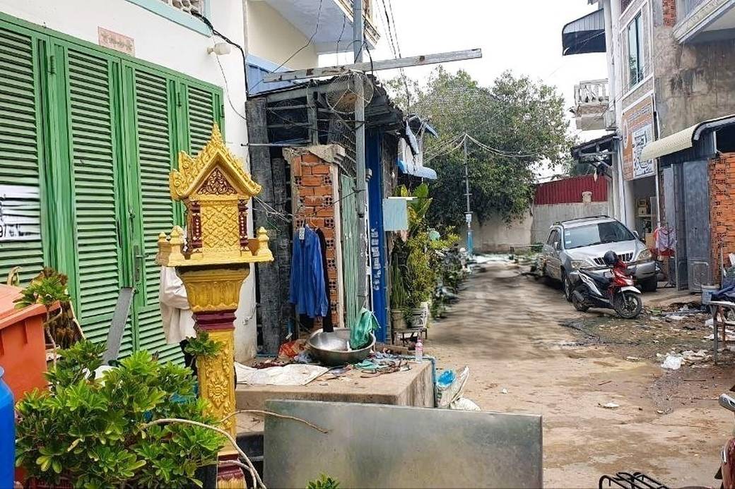 50.4 sqm Land Size House and lot For Sale