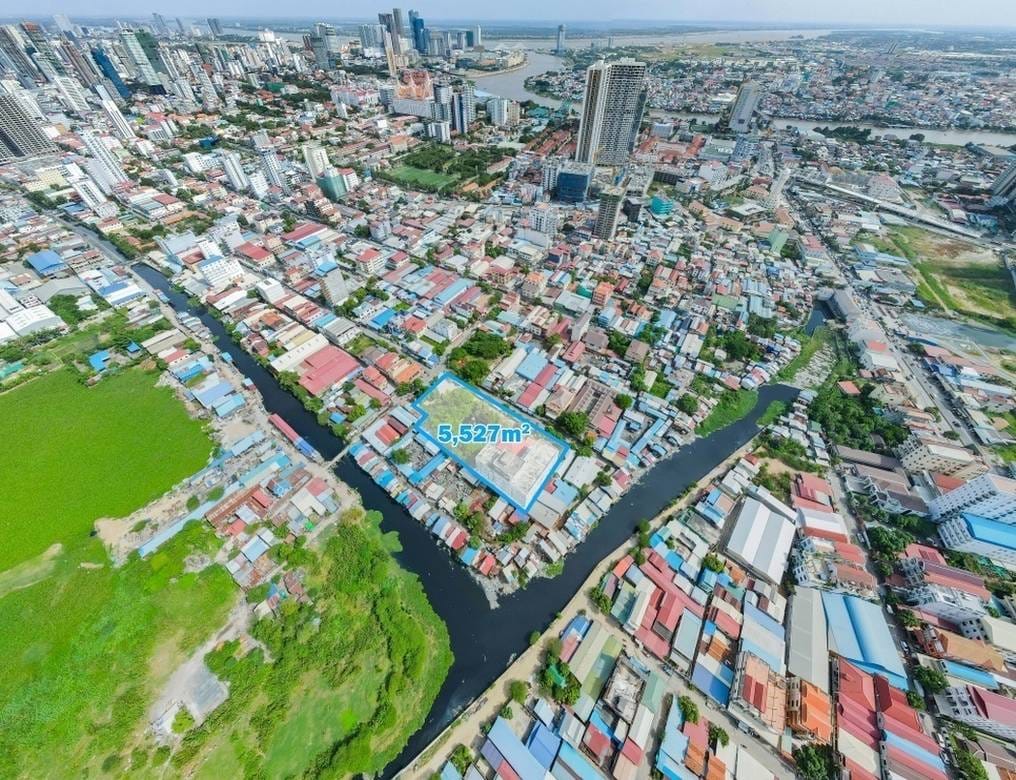 Lot For Sale in Chamkarmon $8,290,500