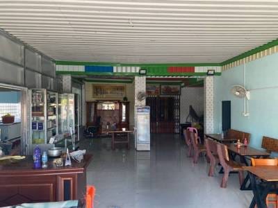 130 sqm Living Size House and lot Na prodej in Samraong Tong