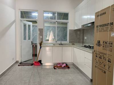 Villa À louer de 160 m² de terrain
