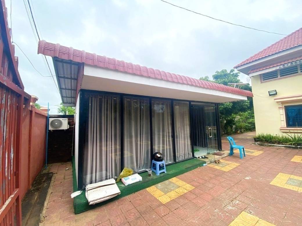 475.5 sqm Land Size House and lot Na prodej