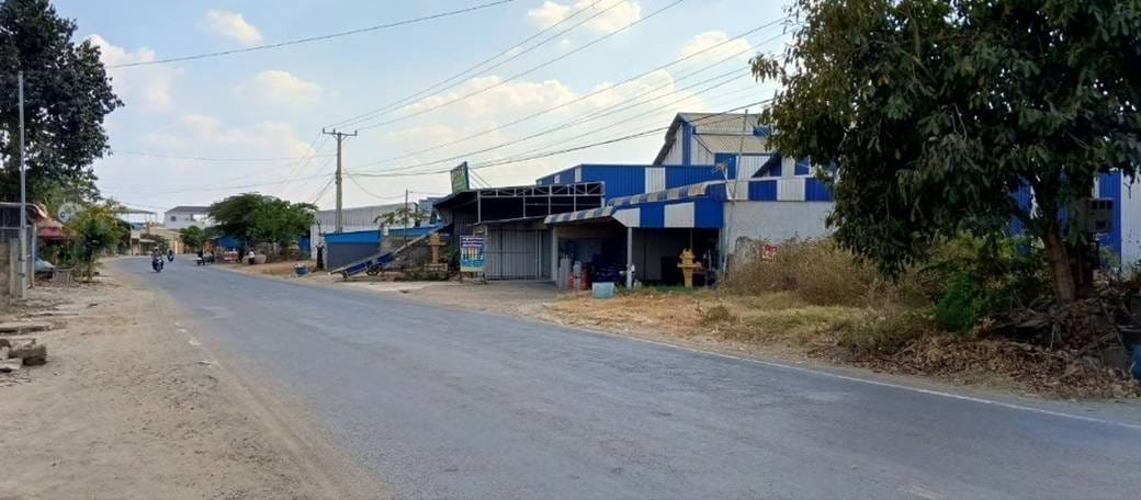 Działka Na sprzedaż w Samraong Tong $106,000