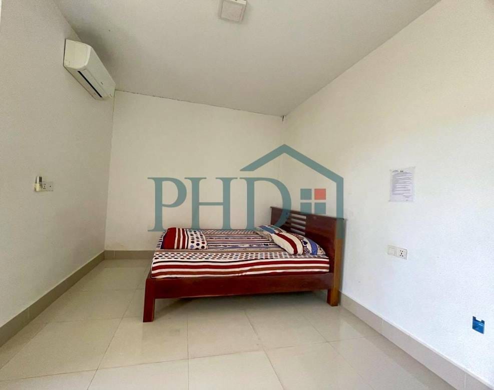 Lot គ្រឿងសង្ហារិម សំរាប់លក់