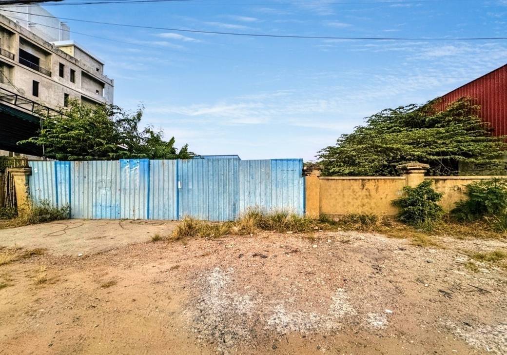 600平方米土地面积的土地For Sale & Rent