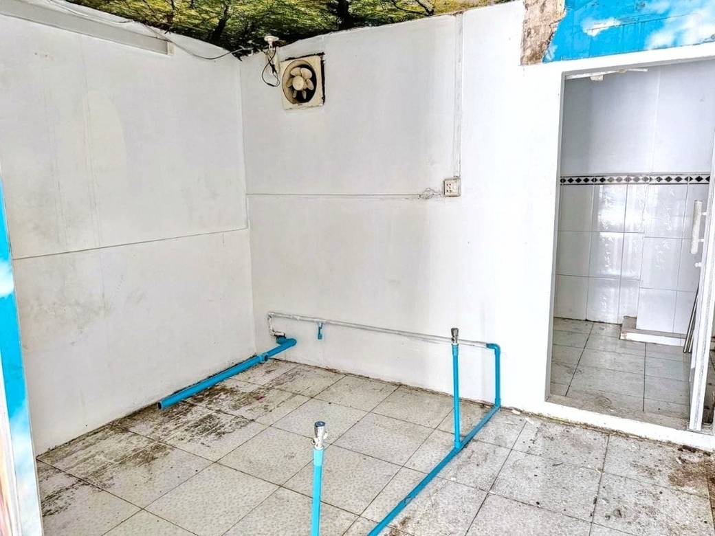 BKK 1 Shophouse For Rent in BKK 1