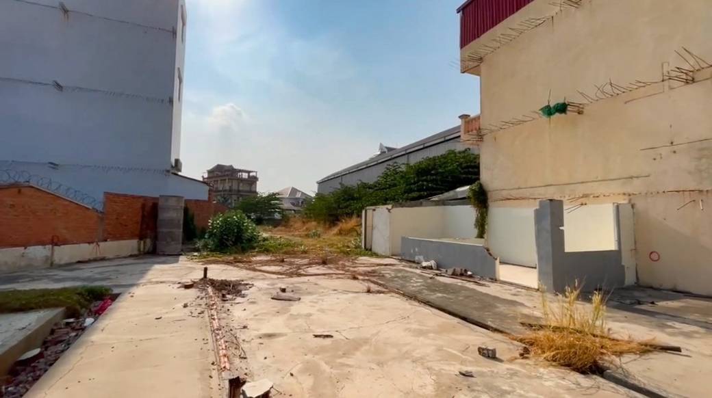 1,030 sqm Land Size Lot For Rent for $1,700