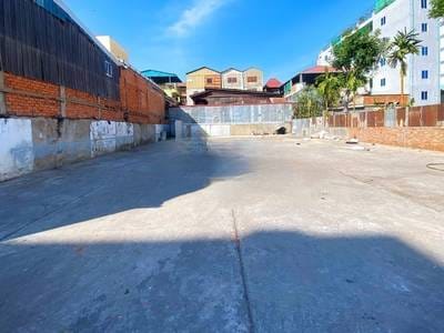 Relief À louer de 522 m² de terrain pour $1,800