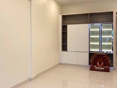 已装修店屋出售