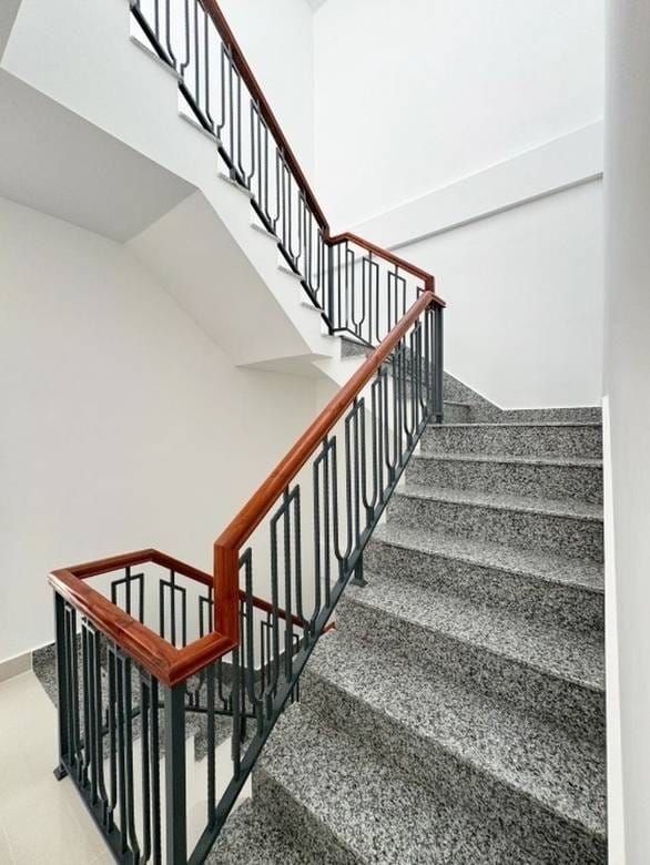 Chroy Changvar店屋出售，价格$148,000