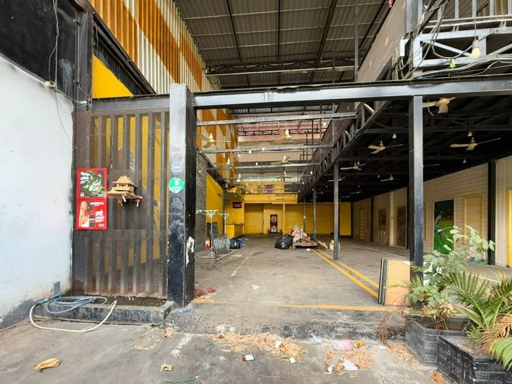 Daun Penh CommercialShophouse K pronájmu in Daun Penh