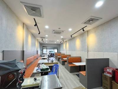228 sqm Living Size Shophouse K pronájmu in Boeng Keng Kang