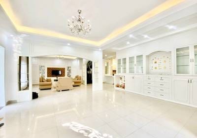 $3,500 Villa