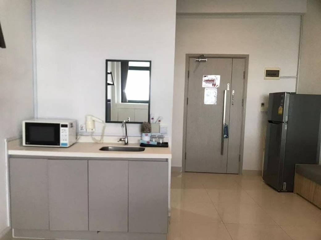 Snowbell Hotel@The Bridge SOHO | $88,000 Condo