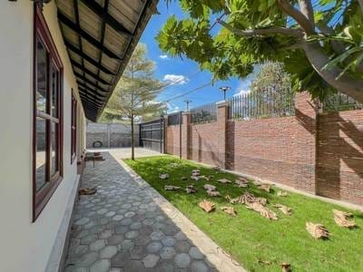 វីឡា តម្លៃ $450,000
