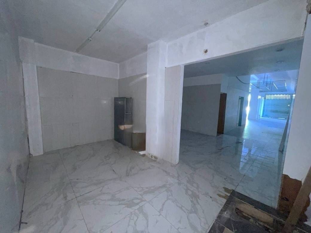 Shophouse For Rent in Boeung Trabek, Chamkarmon, Phnom Penh