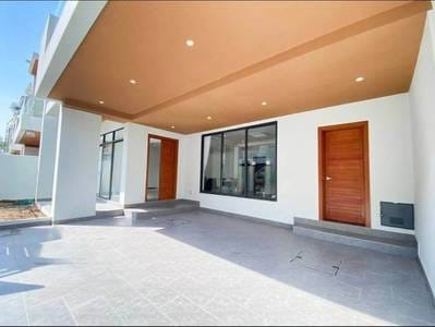 $3,500 Vila