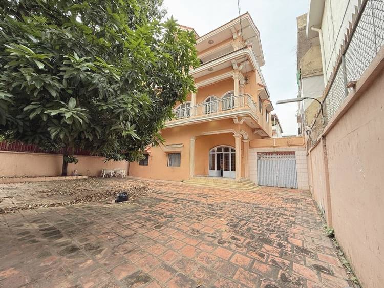 Toul Tum Poung 1, Chamkarmon, Phnom Penh에 있는 별장 임대