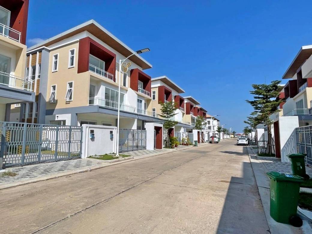 $1,500 Dvojvila