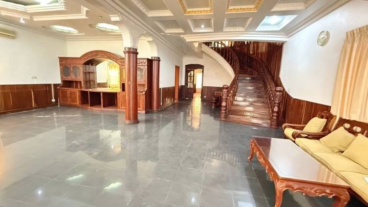Villa À louer à BKK 1, Boeng Keng Kang, Phnom Penh