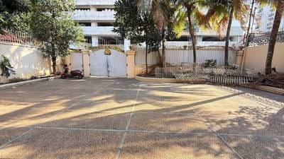 Villa À louer de 247 m² de terrain