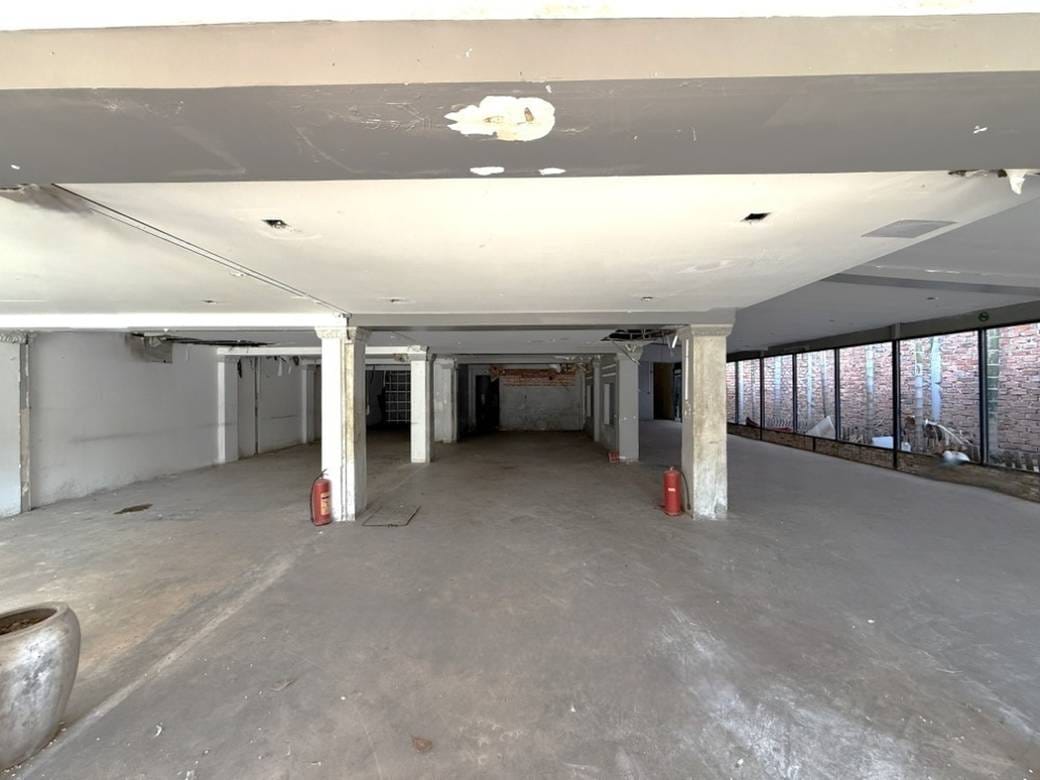 600 sqm Land Size Shophouse K pronájmu