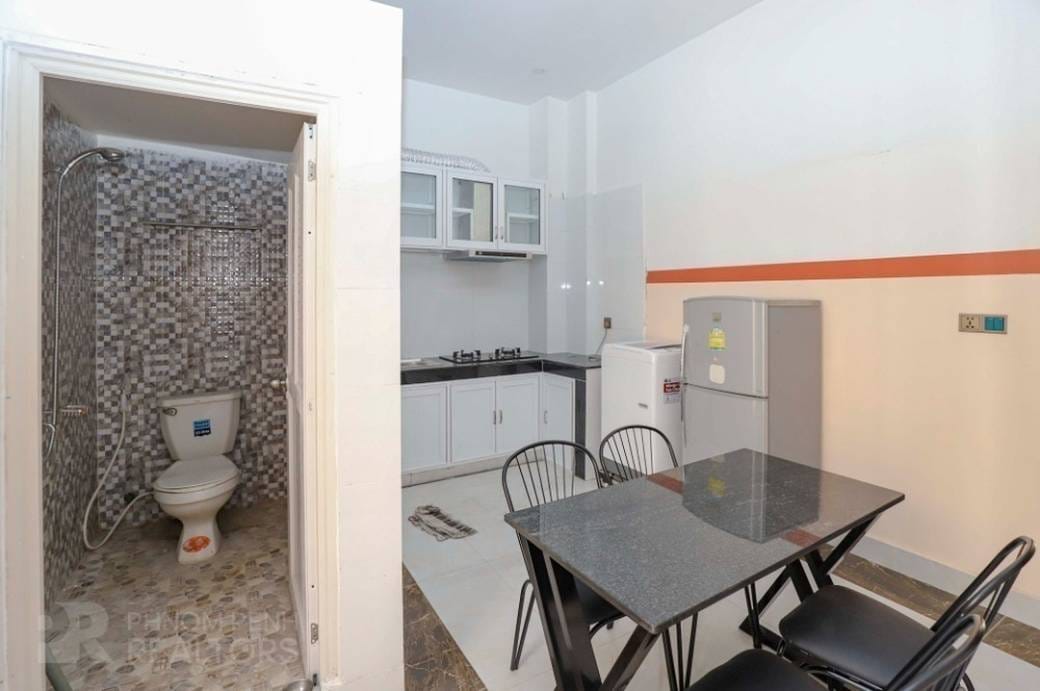 65 sqm Land Size Flat House K pronájmu